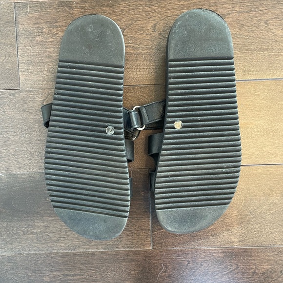 Mayven Black Leather Sandal, size 7 - Picture 4 of 4
